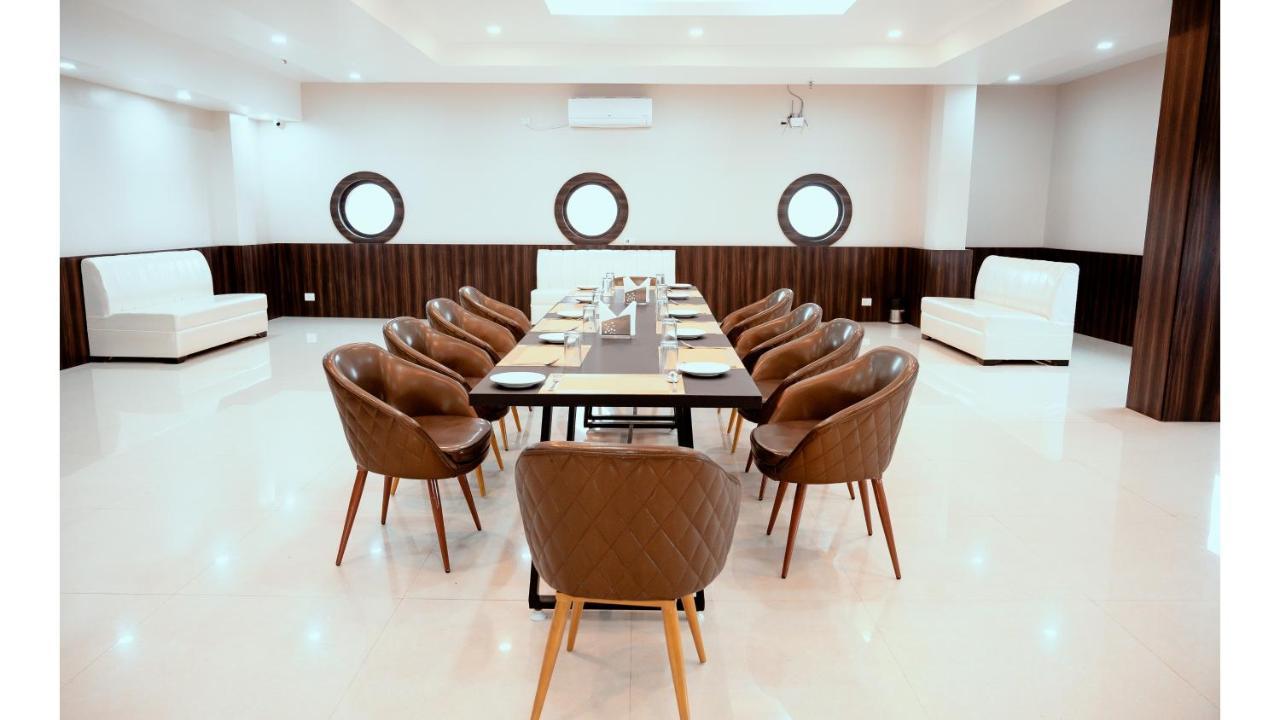 Hotel Dc Star Tarapith Exterior foto